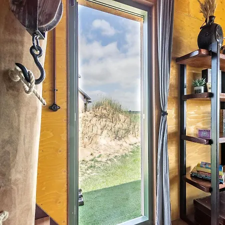 Дом отдыха Appealing Bungalow In Callantsoog With Garden *